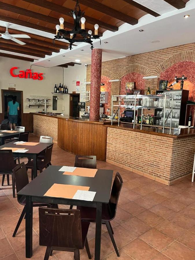 Hostal Restaurante Andra Rio Madera Ngoại thất bức ảnh
